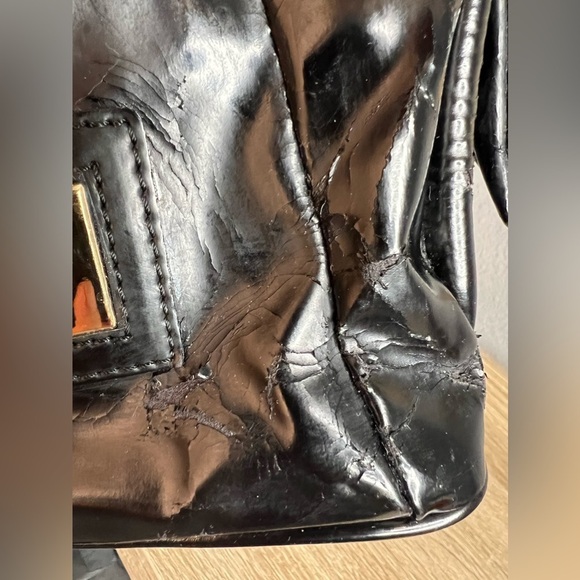 Valentino- Lacca Betty Bow Tote - pre-loved condition - Picture 13 of 15